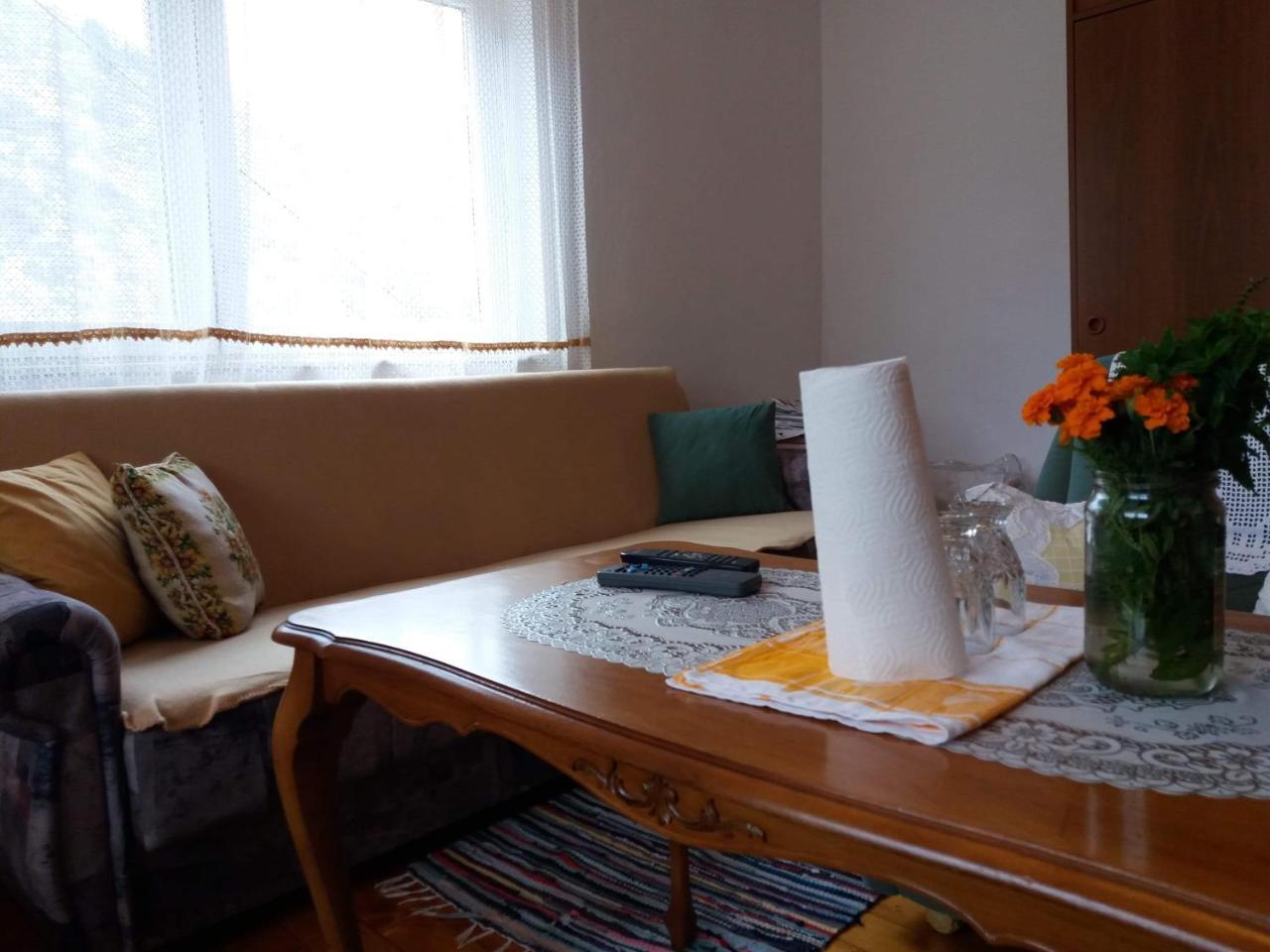 Room At Grandma'S Fatima Stolac Eksteriør billede
